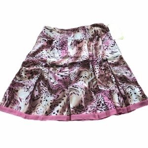 NWT Newsworthy Skirt
